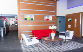 Гостиница Arya Inn & Suites  Фармерс Бранч